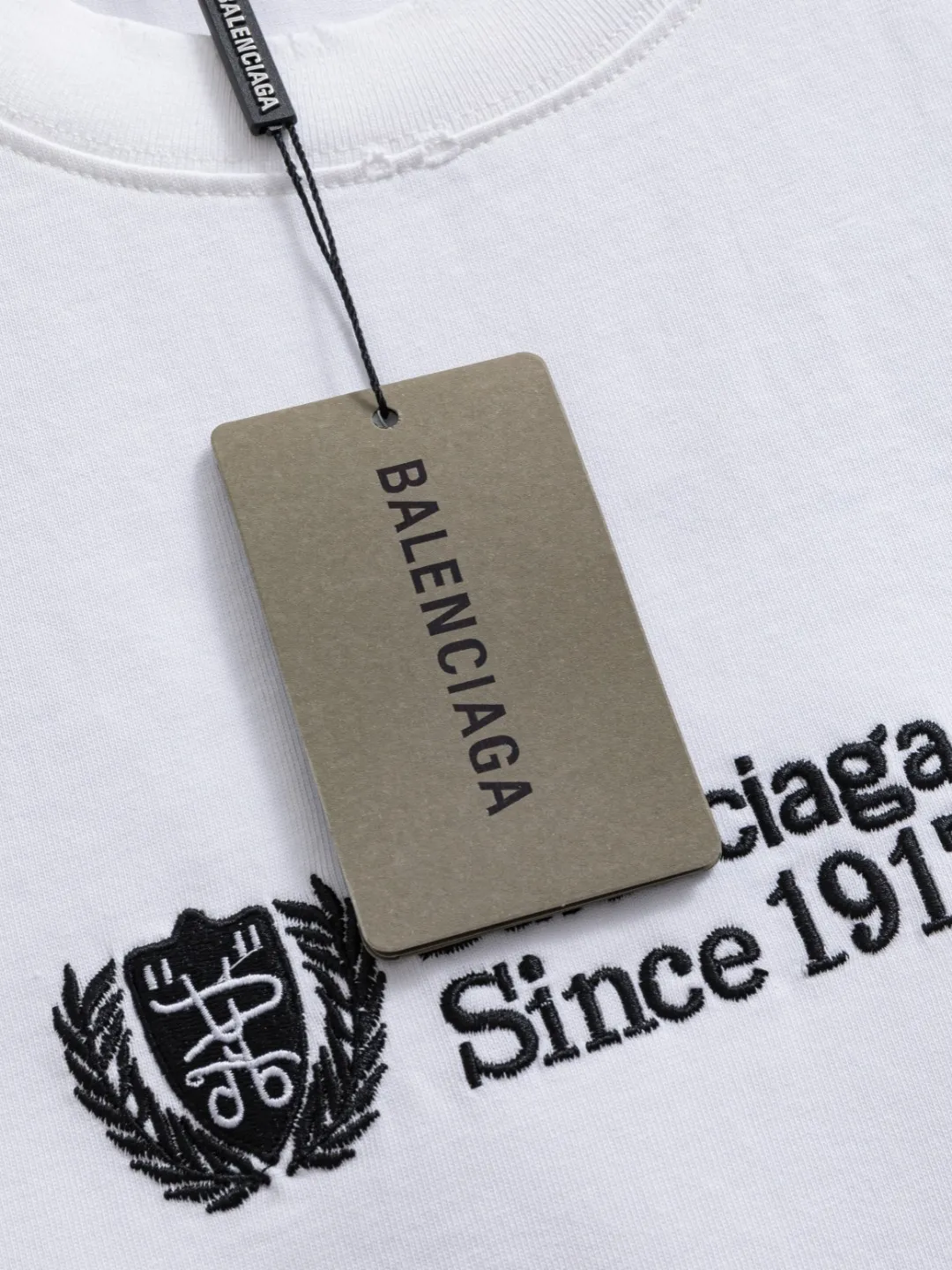 P100✨🔥 [BALENCIAGA] 2026FW short-sleeved T-shirt Premium 26s double yarn 300g fabric embroidery fraying process Color: Black White Green Size: S M L XL 2XL